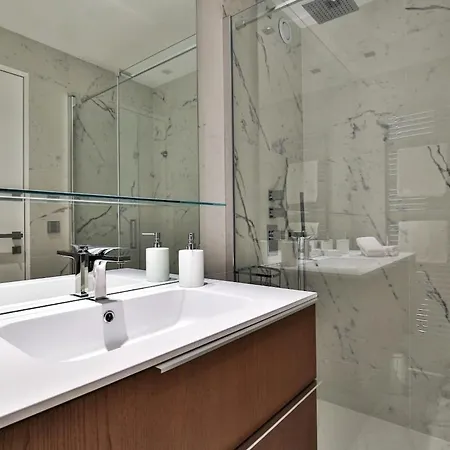 Sublime Promenade Des Apartment