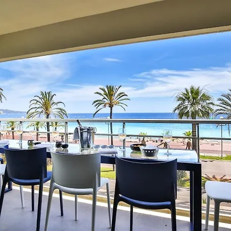 Sublime Promenade Des